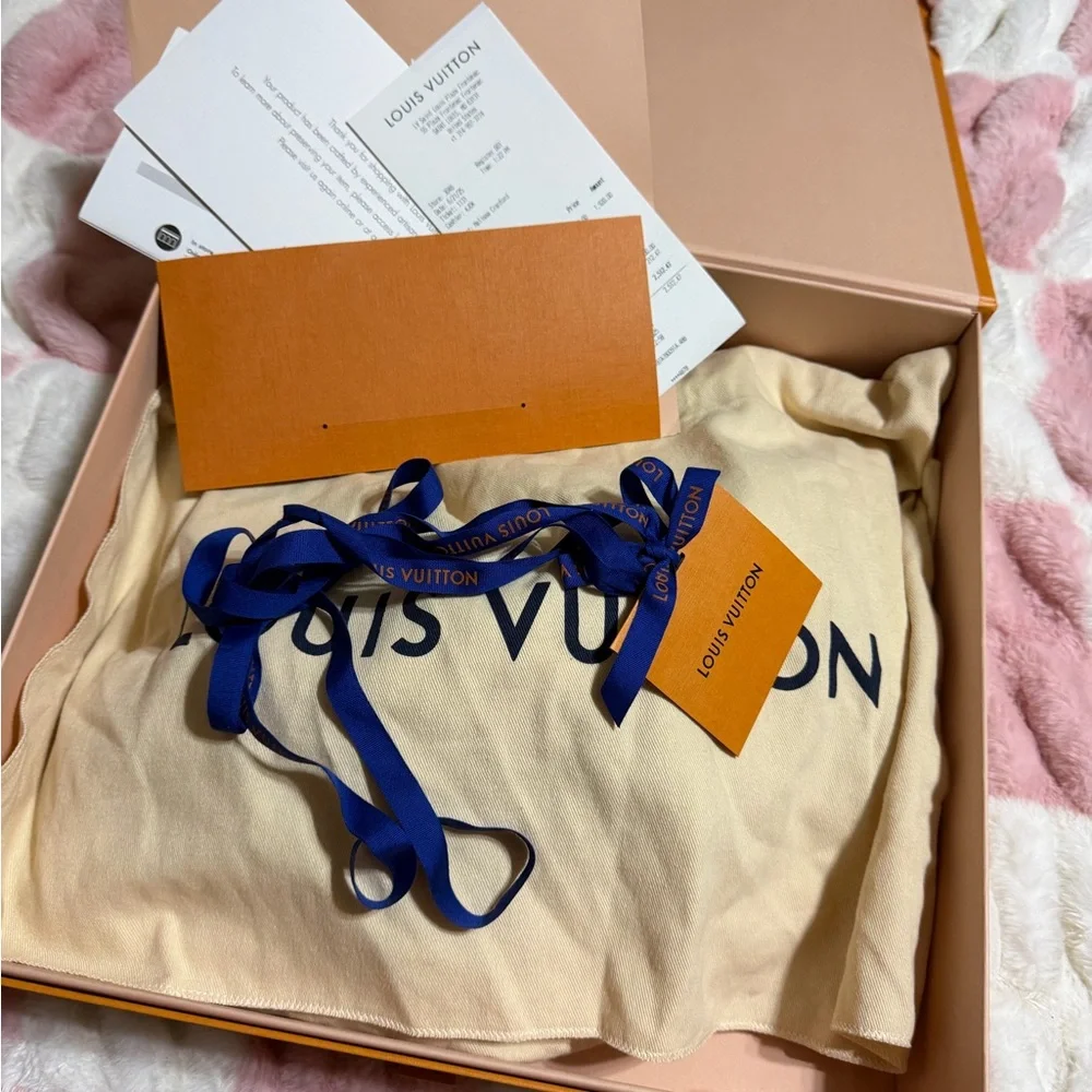 Louis Vuitton Brown and Tan Monogram High Rise Bumbag - Picture 9 of 10